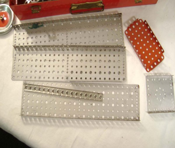ABT: A.C. Gilbert #6 1/2 All Electric Erector Set/ - 7