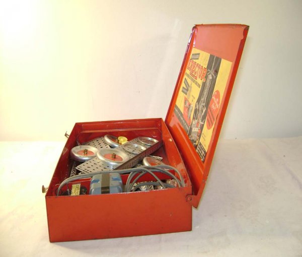 ABT: A.C. Gilbert #6 1/2 All Electric Erector Set/ - 8