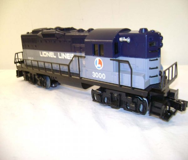 ABT: Lionel #33000 Railscope TV GP-9 Diesel/OB - 2