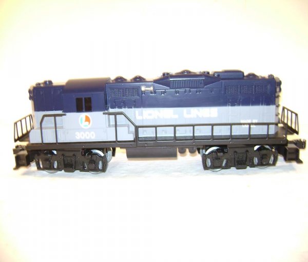 ABT: Lionel #33000 Railscope TV GP-9 Diesel/OB - 6