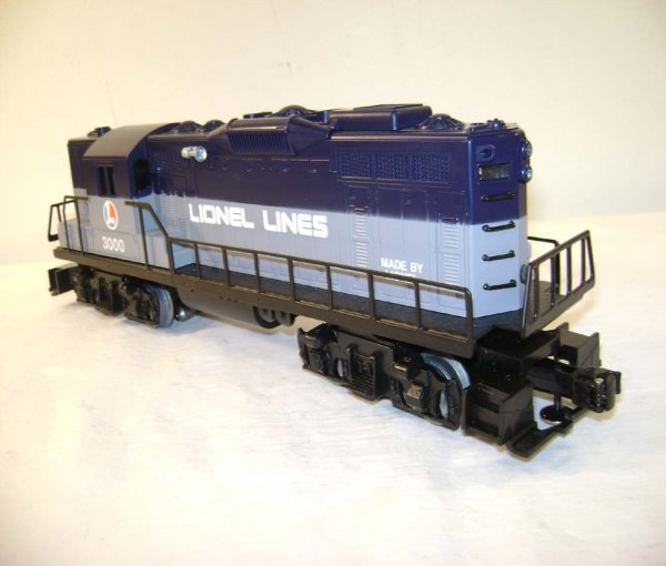 ABT: Lionel #33000 Railscope TV GP-9 Diesel/OB - 7