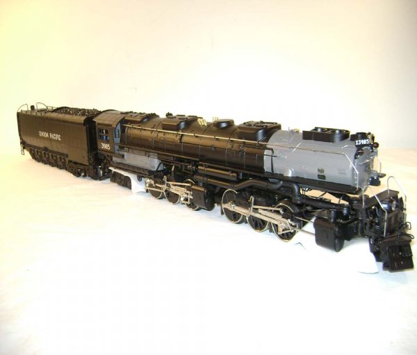 ABT: MTH #3985 UP Challenger & Tender/OB - 2