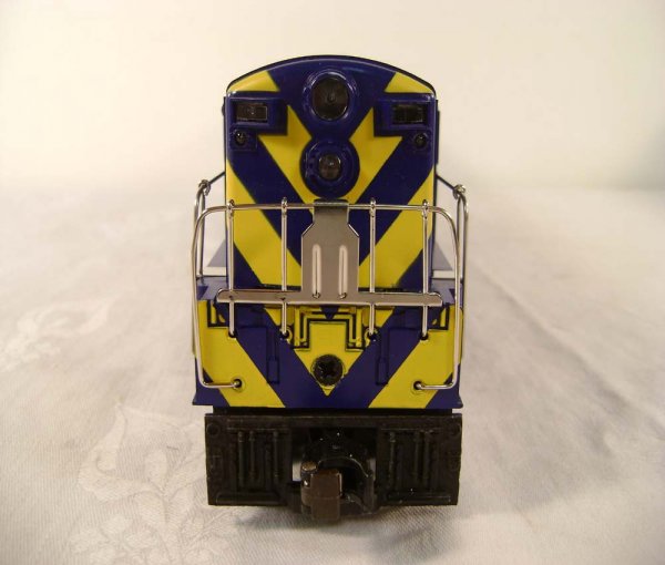 ABT: Lionel #8157 Santa Fe FM Diesel/Brick OB - 9