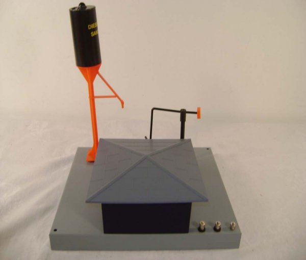 ABT: Lionel #12701 Diesel Fueling Station/OB - 4