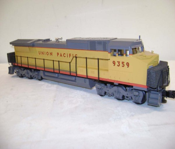 ABT: MTH #9359 UP Dash-8 40 Diesel/OB - 2