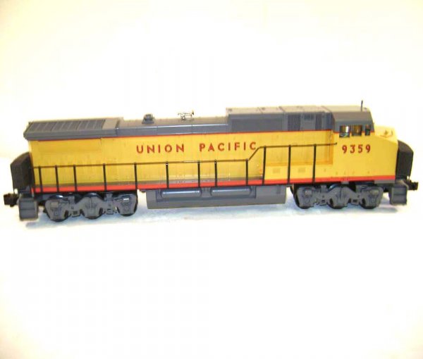 ABT: MTH #9359 UP Dash-8 40 Diesel/OB - 3