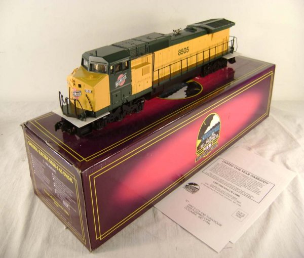 ABT: MTH #8505 C&NW (8505) Dash-8 40 Diesel/OB
