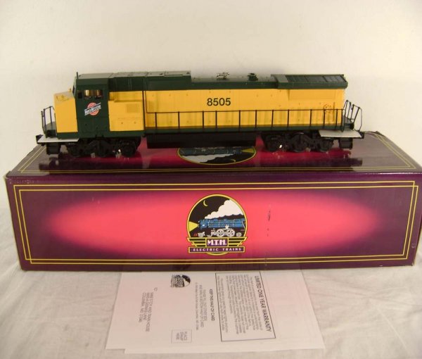 ABT: MTH #8505 C&NW (8505) Dash-8 40 Diesel/OB - 2