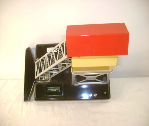ABT: Mint Lionel #32921 (97) Coal Elevator/OB - 6