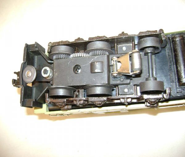 ABT: Lionel #8950 Virginian FM Diesel/OB - 8