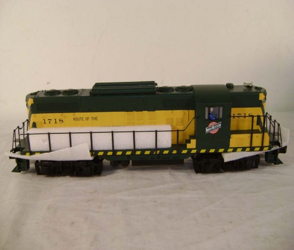ABT: MTH #1718 C&NW EMD GP-9 Diesel/OB - 6