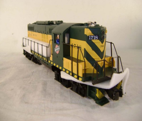 ABT: MTH #1718 C&NW EMD GP-9 Diesel/OB - 7