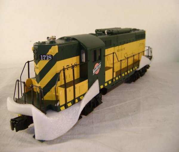 ABT: MTH #1718 C&NW EMD GP-9 Diesel/OB - 8