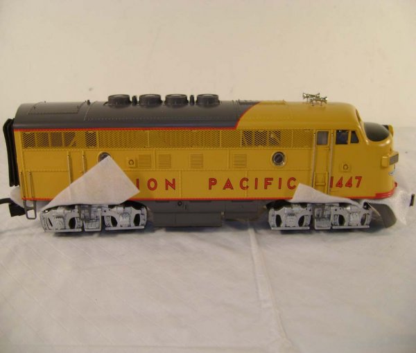 ABT: MTH #MT-2055LP UP EMD F-3 AA Set/OB - 4