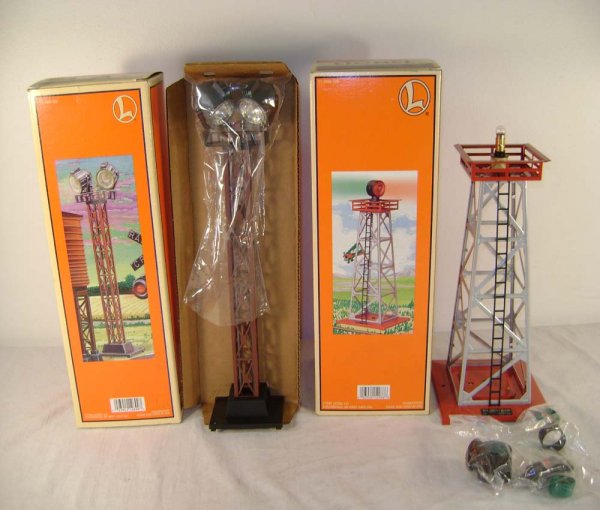 ABT: Lionel #12966 Beacon/#12899 Searchlight /OBs