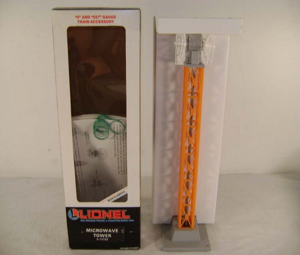 ABT: Lionel #12759/#12723 Floodlight & Microwave - 9