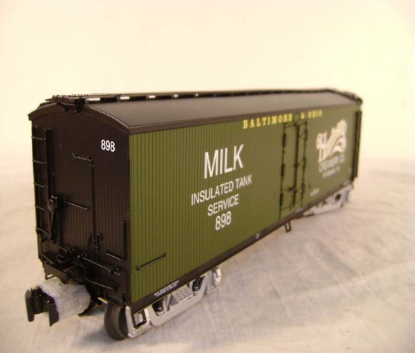 ABT: Lionel TCA #52333 Harmony Milk Car/OB - 10