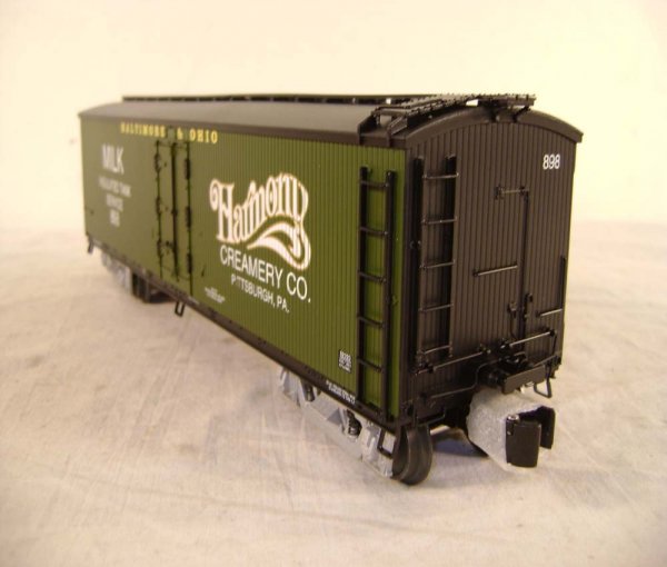 ABT: Lionel TCA #52333 Harmony Milk Car/OB - 9