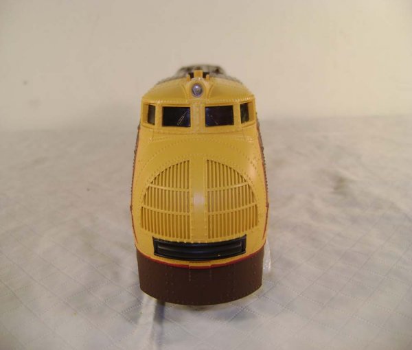 ABT: MTH #30-2197-1 UP M10000 Passenger Set/OB - 8