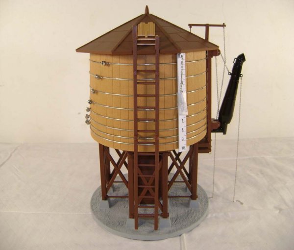 ABT: MTH #30-11028 Oper Scale Water Tower/OB - 3
