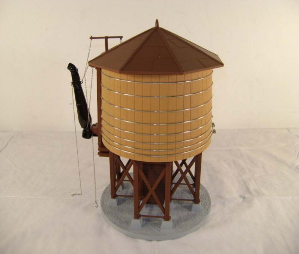 ABT: MTH #30-11028 Oper Scale Water Tower/OB - 5
