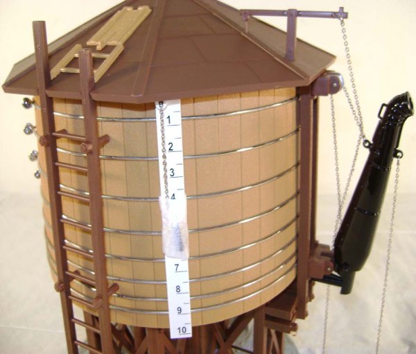 ABT: MTH #30-11028 Oper Scale Water Tower/OB - 8