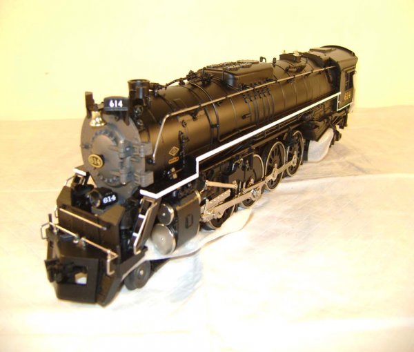 ABT: MTH #20-3035-1 C&O 4-8-4 Greenbrier & Tender - 8