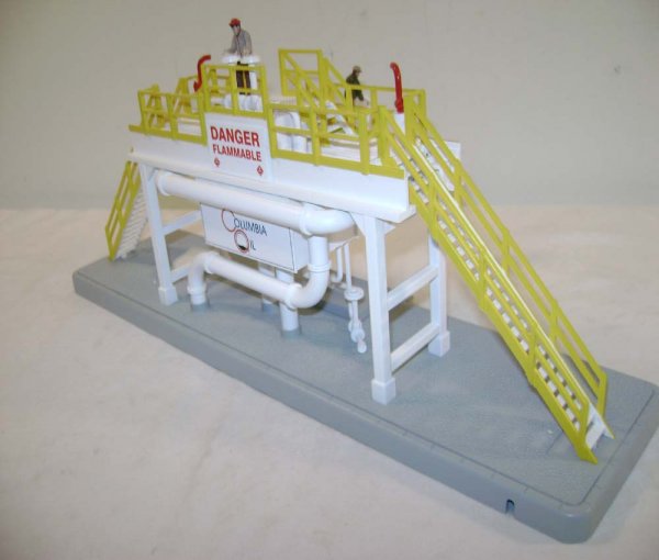 ABT: MTH #30-9117 Columbia Oil Storage Tank Stati - 5