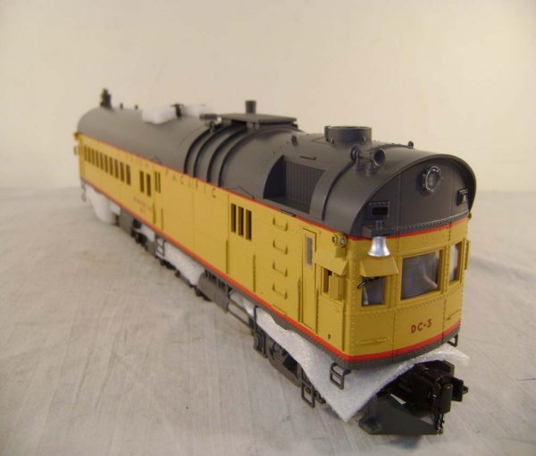 ABT: MTH #20-2242-1 UP DC-3 Rail Inspection Car / - 9