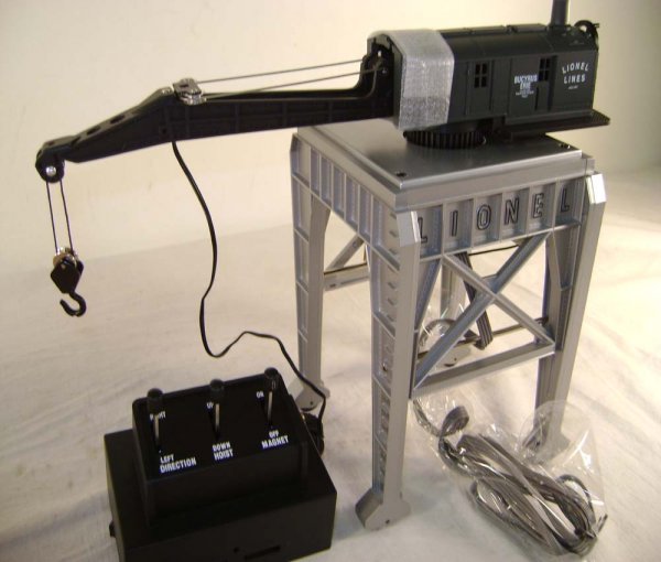 ABT: Lionel #24114 AMC/ARC Command Gantry Crane/O - 4