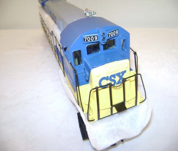 ABT: MTH #7009 CSX GE C30-7 Diesel/OB - 6