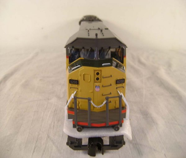ABT: MTH #20-2191-1 Union Pacific SD-90/OB - 10