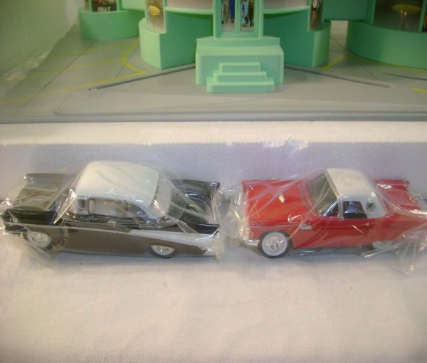 ABT: Mint MTH #30-9105 Mel's Drive-In Diner/OB - 7
