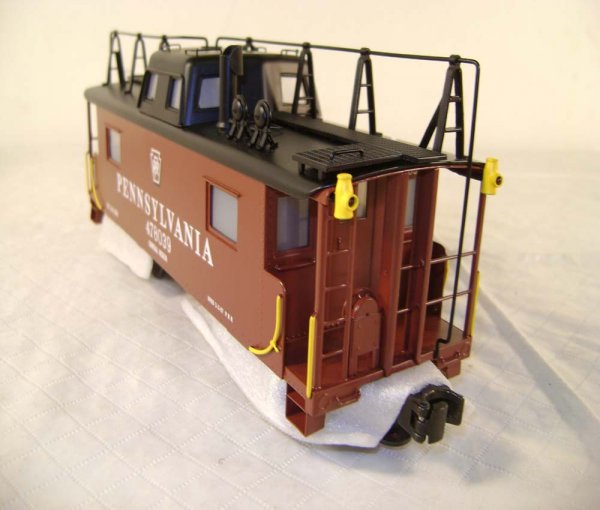 ABT: Lionel #51702 Penn Scale N-8 Caboose/OB - 8