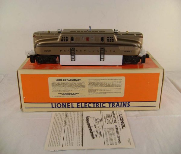 ABT: Lionel #18300 Gold Penn Mint Series GG-1 / O - 2