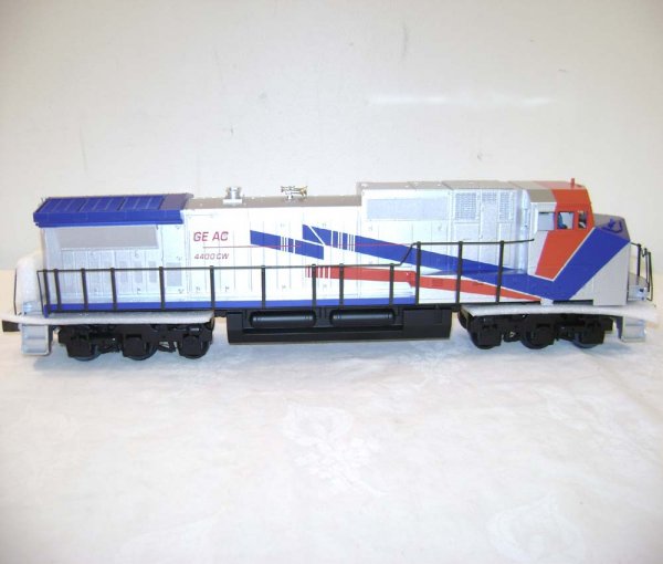 ABT: MTH #20-2160-1 GE Demo Dash-9 Diesel/OB - 3