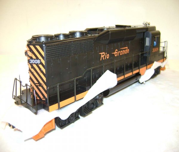 ABT: MTH #MT-2068LP Rio Grande EMD GP-30/ OB - 4
