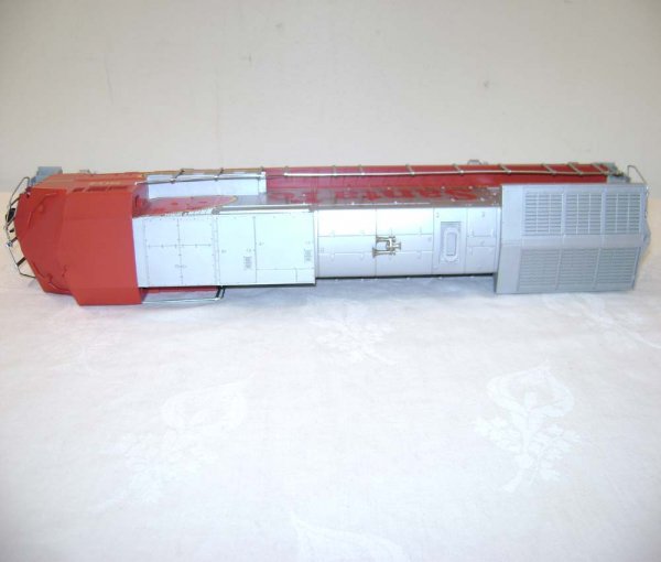 ABT: MTH #804 SF CW General Electric Dash-8 40/ O - 9