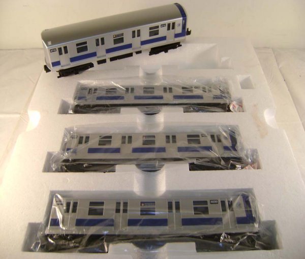 ABT: MTH #30-2122-1 Silver/Blue 1970 MTA 4 Car Su - 2