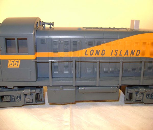 ABT: MTH #30-2606-3 Long Island Non-Powered RS-3  - 4