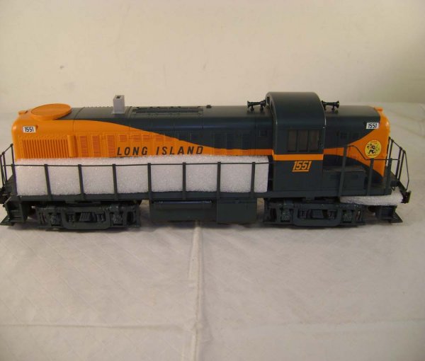 ABT: MTH #30-2606-3 Long Island Non-Powered RS-3  - 5