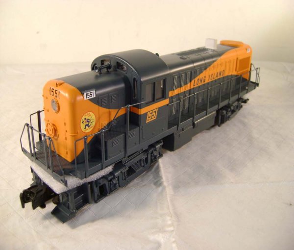ABT: MTH #30-2606-3 Long Island Non-Powered RS-3  - 7
