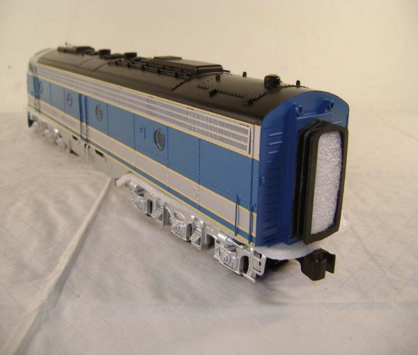 ABT: MTH #20-2206-1 Electro Motive EMD E8 ABA / O - 9