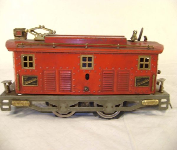ABT: AF #4644 (No Number) Brigadier Red/Gray Elect: Paul V. Ambrose and Drew J. Bauer present: This is the #4644 (No Number) Red & Gray Electric Engine that American Flyer made in Wide (Standard) Gauge in the 1920s. This no-number variation is proper f