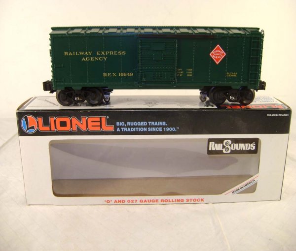 ABT: Lionel #16649 REA Car with Railsounds/OB - 2