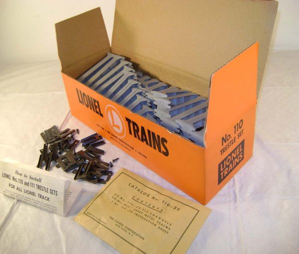 ABT: Lionel #110 Graduated Trestle Set/Orange OB+