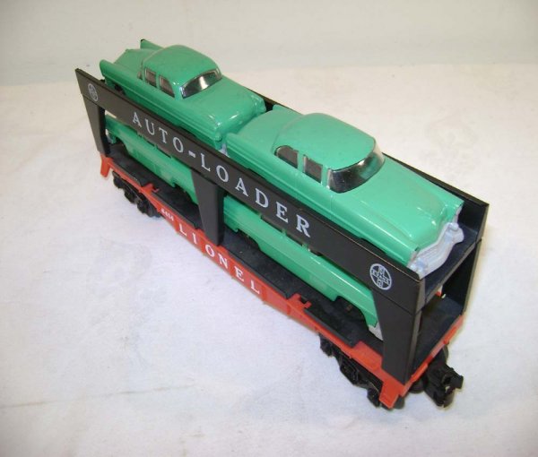 ABT: Lionel #6414 Auto Loader w/Green Automobiles