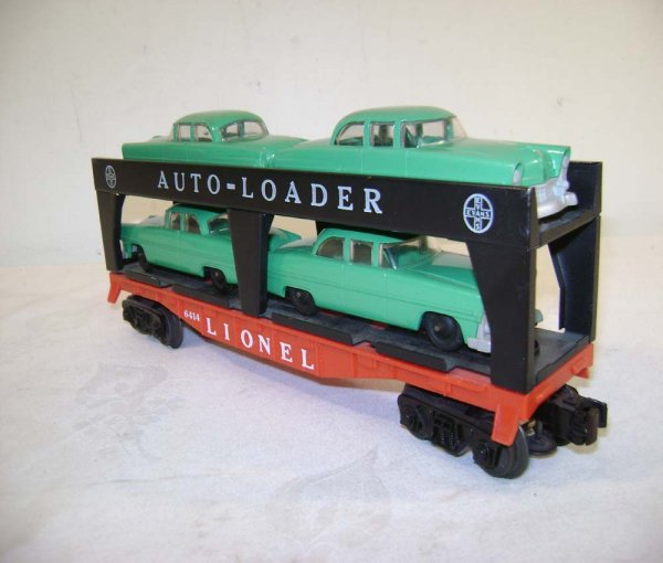 ABT: Lionel #6414 Auto Loader w/Green Automobiles - 2