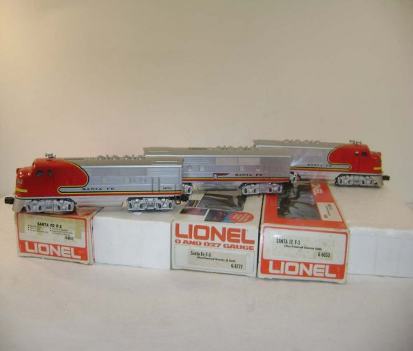 ABT: Great Lionel #8652/8653/8777 Red/Silver Sant: Paul V. Ambrose and Drew J. Bauer present: These are the #8652/8653/8777 Santa Fe F-3 ABA Diesels that Lionel made in the later 1970s. Red/Silver Colors. Our Opinion is that they are generally in Like