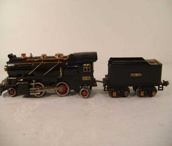 ABT: Lionel #261 Steam Engine and Tender: Paul V. Ambrose and Drew J. Bauer present: These are the #261 Steam Engine and the #262T Tender that Lionel made in O Gauge in the 1930s. Not a proper Combination, primarily restored. The cowcatcher i